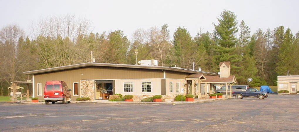 N7077 Hwy 12/27, Black River Falls, WI for sale Primary Photo- Image 1 of 1