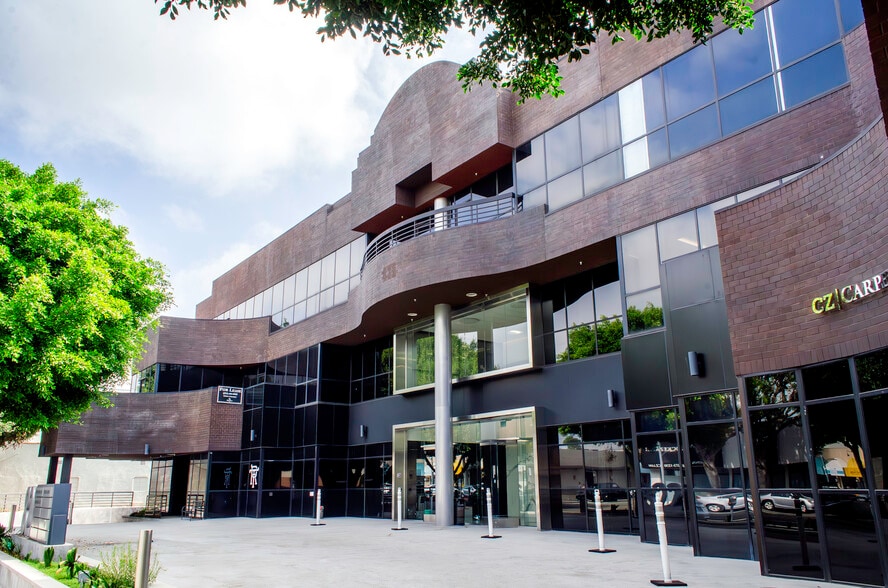 822 S Robertson Blvd, Los Angeles, CA for lease - Building Photo - Image 1 of 5