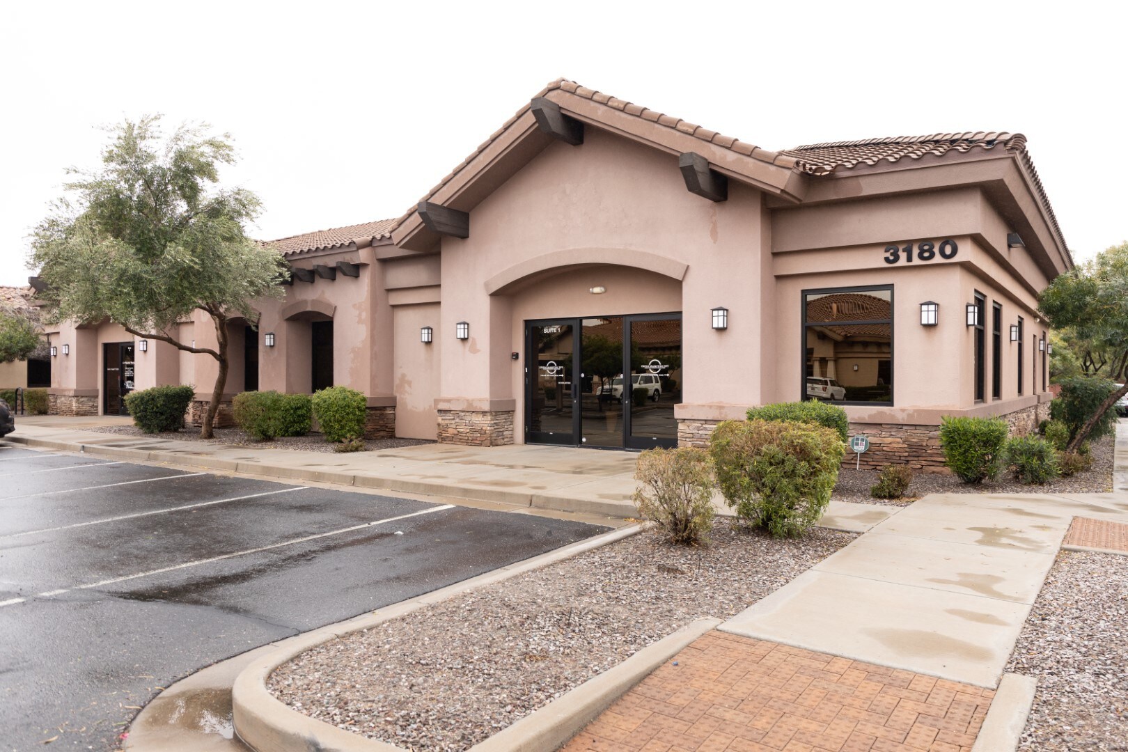 3180 S Gilbert Rd, Chandler, AZ 85286