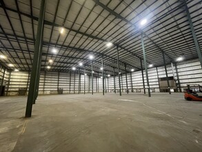 840 Boling St, Jackson, MS for lease Interior Photo- Image 2 of 4