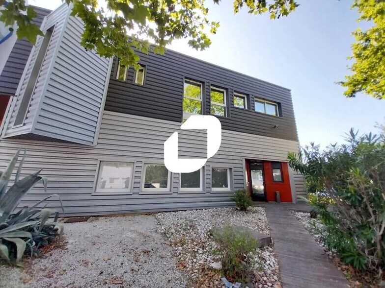 Office in Montpellier for lease - Building Photo - Image 2 of 17