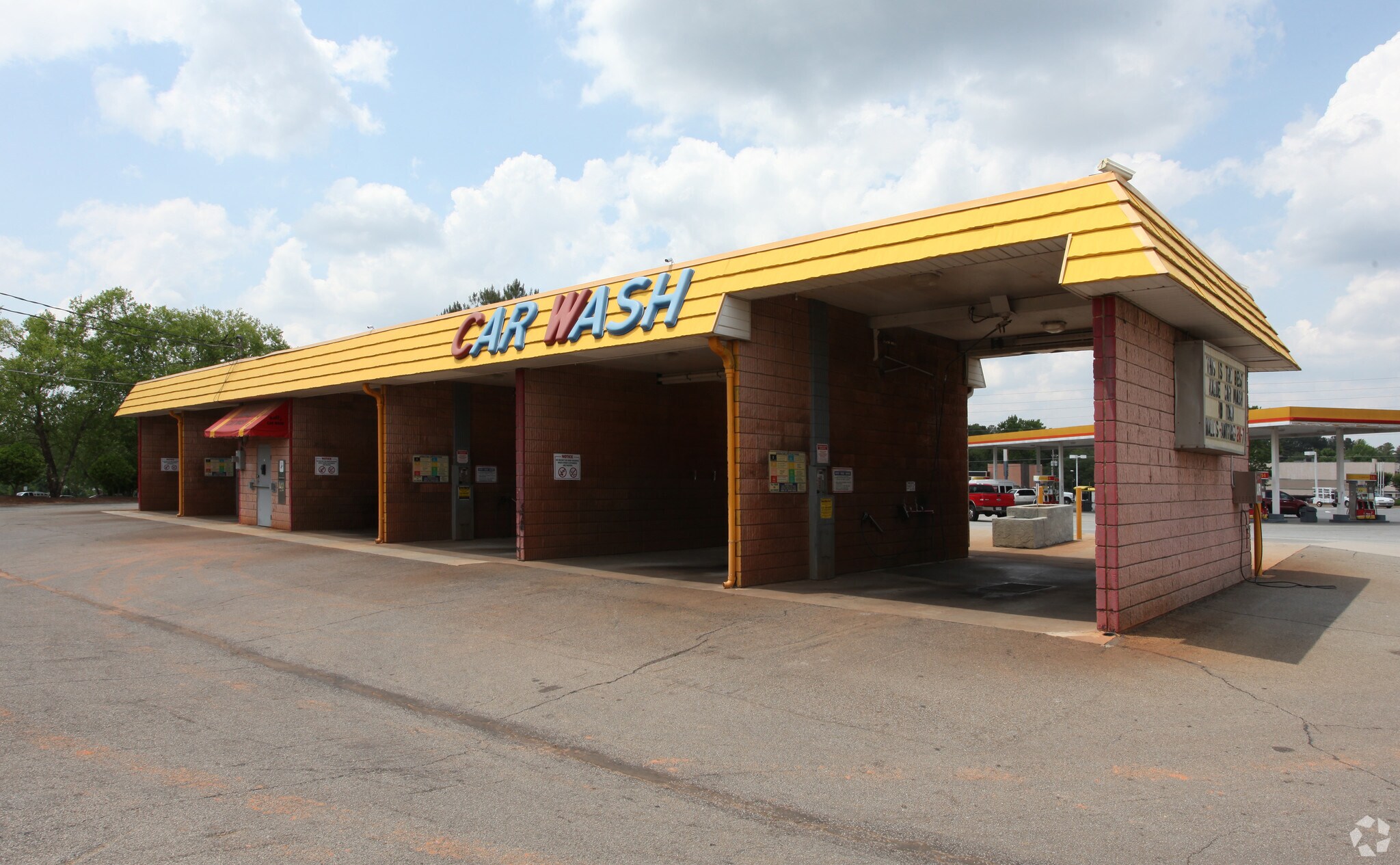 949 Oak Rd, Lilburn, GA for sale Primary Photo- Image 1 of 1