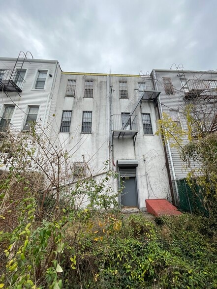 1538 Gates Ave, Brooklyn, NY for sale - Building Photo - Image 3 of 23