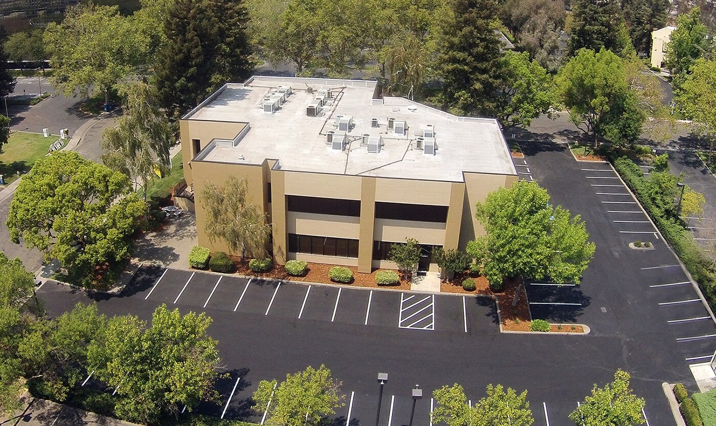 1420 River Park Dr, Sacramento, CA 95815