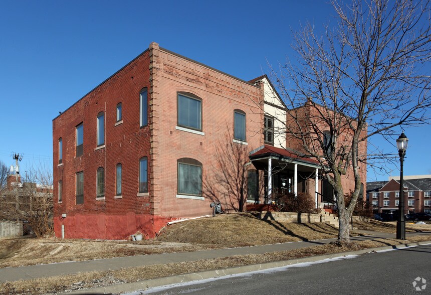 30303036 Walnut St, Kansas City, MO 64108