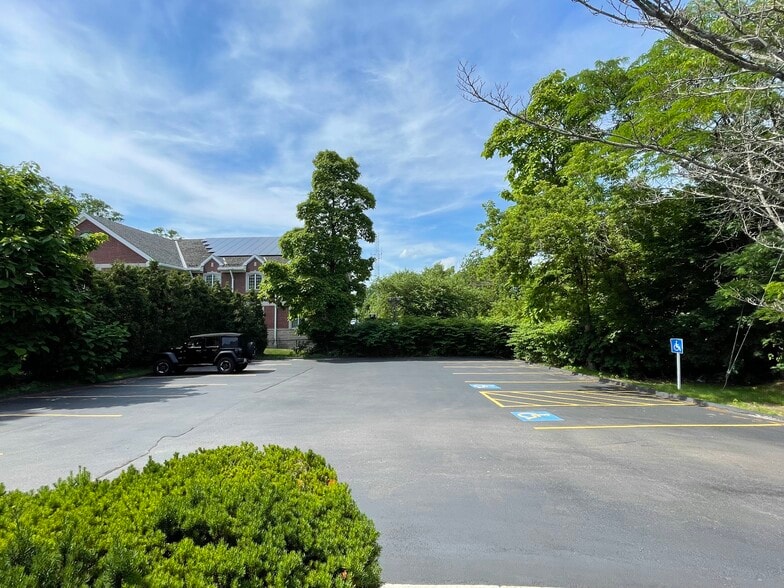 66 Main St, Hopkinton, MA for lease - Building Photo - Image 3 of 3