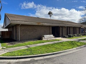 2562 Pacific Ave, Stockton, CA for lease Building Photo- Image 1 of 6