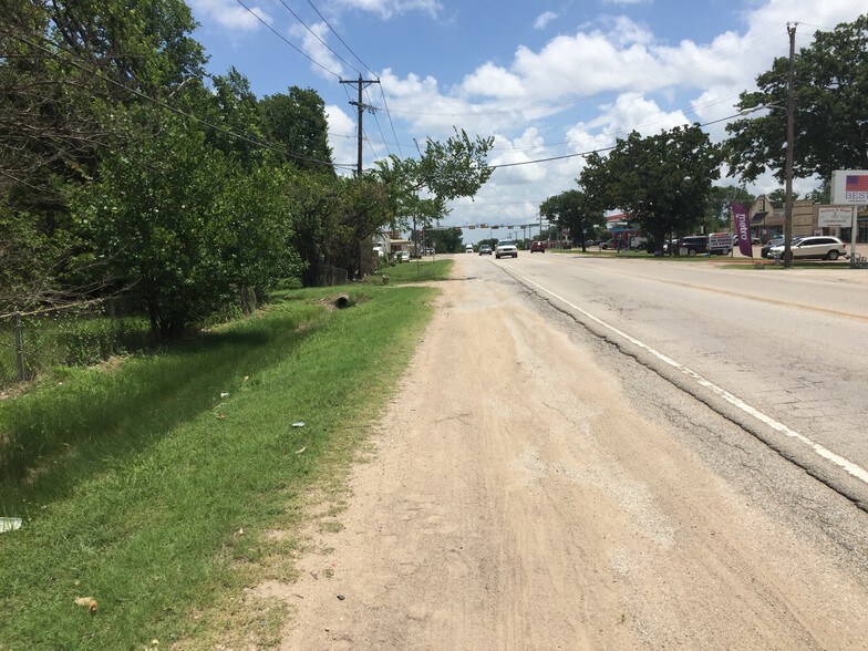 1731 W Bruton Rd, Mesquite, TX for sale - Primary Photo - Image 1 of 1