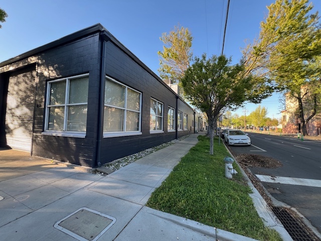 2118 19th St, Sacramento, CA for lease - Building Photo - Image 3 of 5