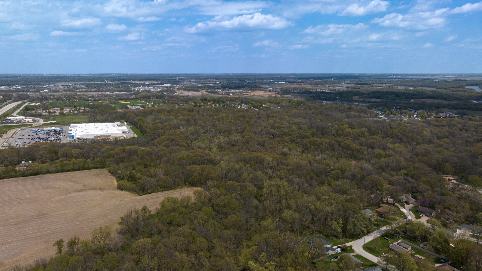 John Deere Rd, Carbon Cliff, IL for sale Primary Photo- Image 1 of 1