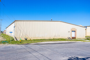 309 SE 8th St, Des Moines IA - Warehouse