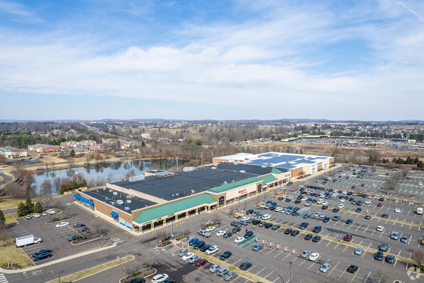 955 S Township Line Rd, Royersford, PA 19468 Lakeview Shopping Centre