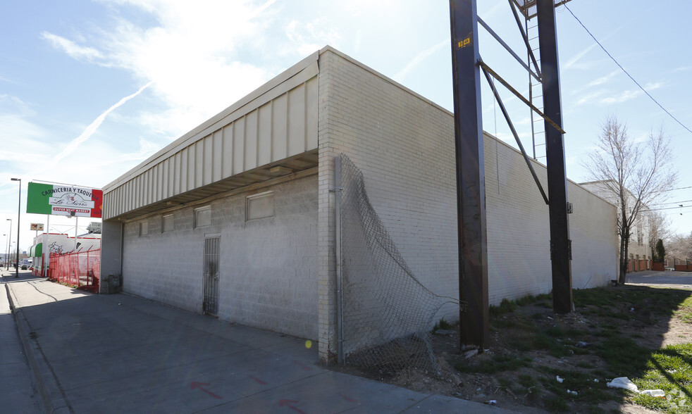 3188 W Alameda Ave, Denver, CO for lease - Building Photo - Image 3 of 10