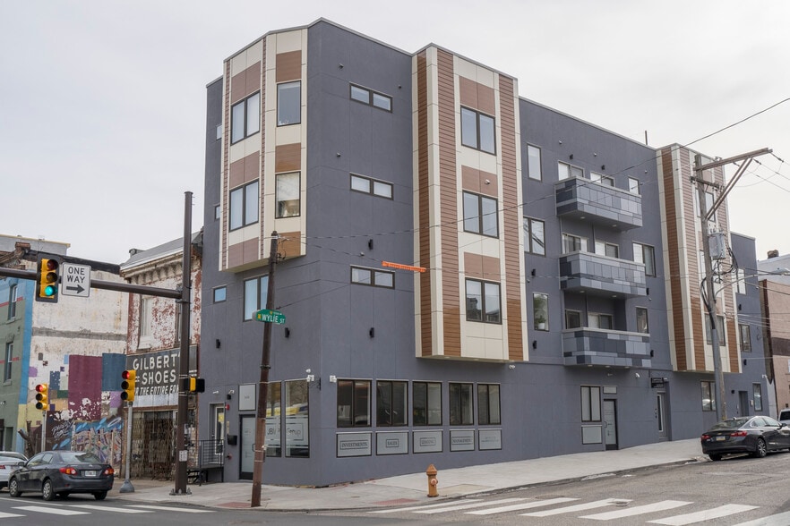 1654 Ridge Ave, Philadelphia, PA for sale - Building Photo - Image 1 of 1