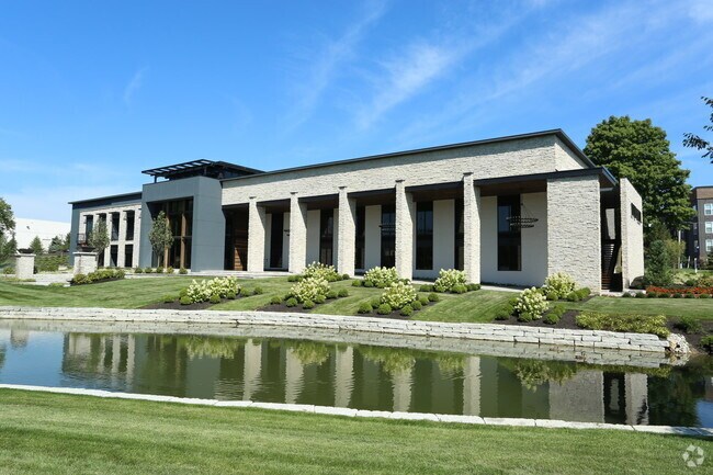 750 Communications Pky, Columbus, OH for lease - image - Image 1 of 18