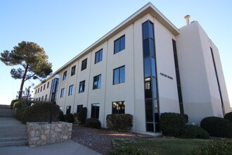 4100 Rio Bravo Dr, El Paso, TX for lease Building Photo- Image 1 of 9