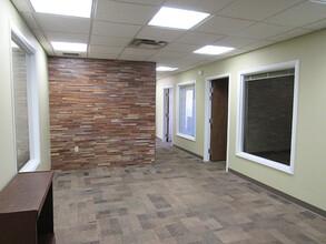 1300 Market St, Lemoyne, PA for lease Interior Photo- Image 2 of 7