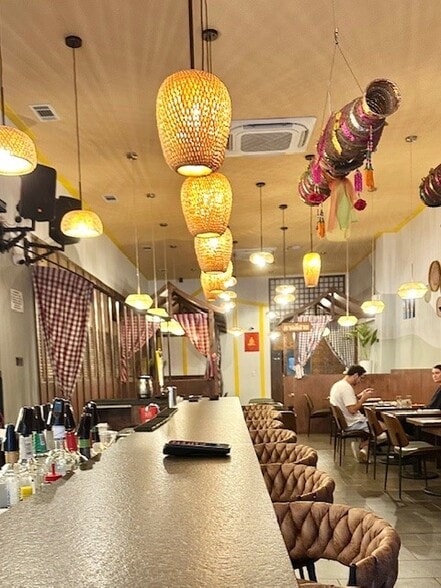 151 Montague St, Brooklyn, NY for lease - Building Photo - Image 2 of 4