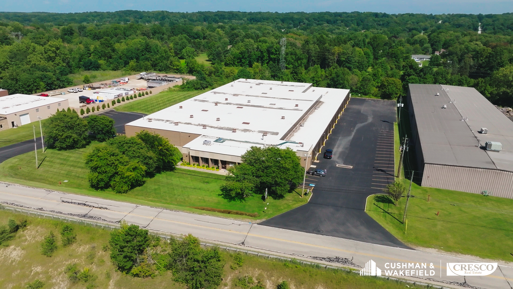 8791 Freeway Dr, Macedonia, OH for lease Building Photo- Image 1 of 8