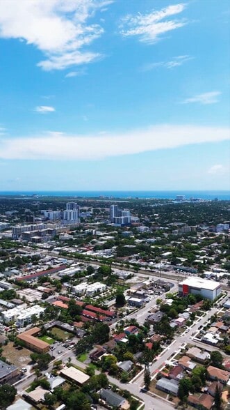 2135-2237 Washington St, Hollywood, FL for sale - Commercial Listing Video - Image 2 of 36