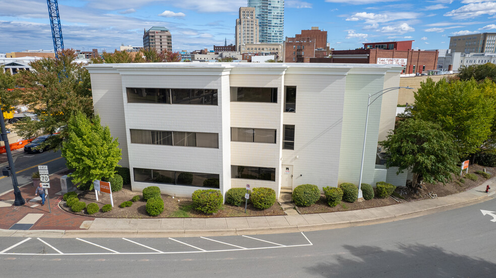 433 W Main St, Durham, NC for lease - Building Photo - Image 2 of 14