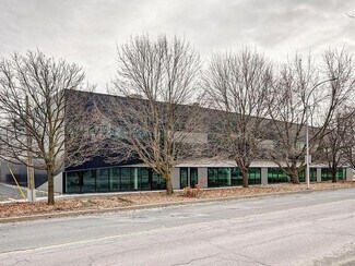 More details for 100 Boul Du Fort-Saint-Louis, Boucherville, QC - Industrial for Lease