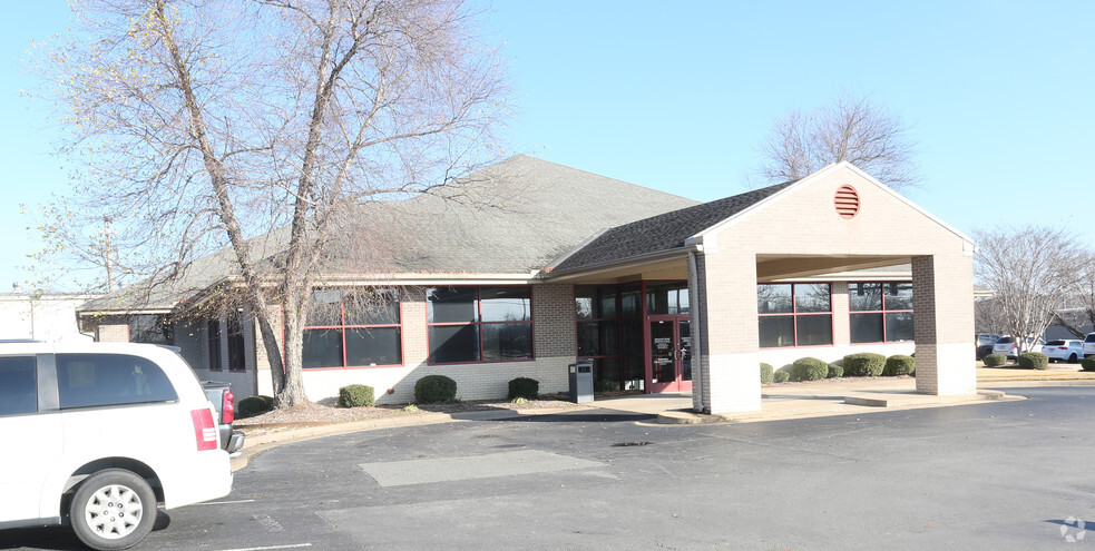 4509 Mccain Blvd, North Little Rock, AR for lease - Primary Photo - Image 1 of 2