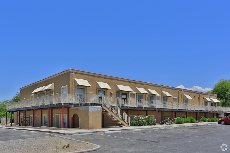 2001 W Orange Grove Rd, Tucson, AZ for lease - Building Photo - Image 1 of 6