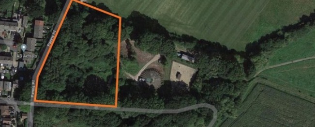 Land North of Durford Rd, Petersfield for sale Primary Photo- Image 1 of 5