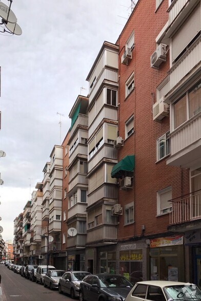 Calle Espada, 19, Alcorcón, Madrid for sale - Primary Photo - Image 1 of 2