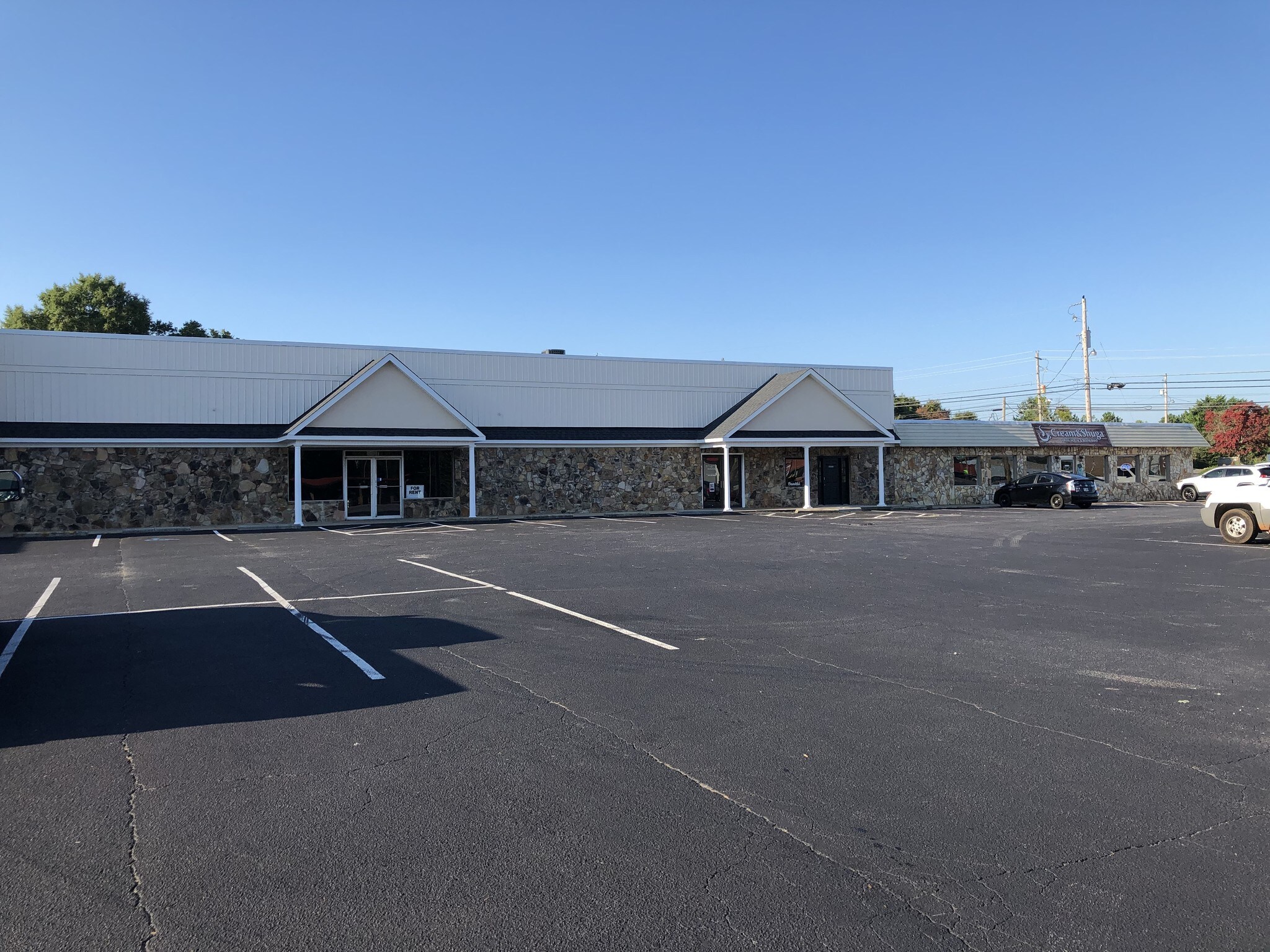 24 Ila Rd, Commerce, GA for sale Primary Photo- Image 1 of 1