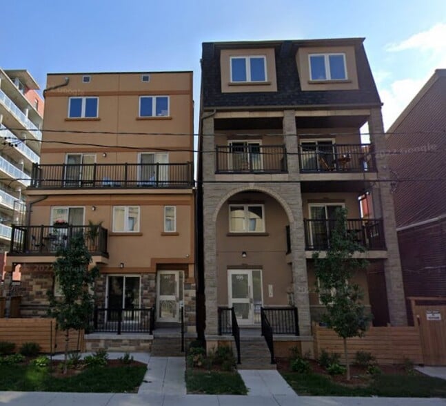 997 Lansdowne Ave, Toronto, ON for sale - Building Photo - Image 1 of 1
