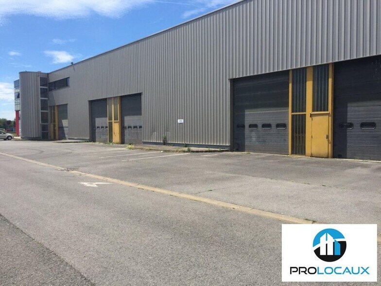 Industrial in Compiègne for lease - Building Photo - Image 3 of 3
