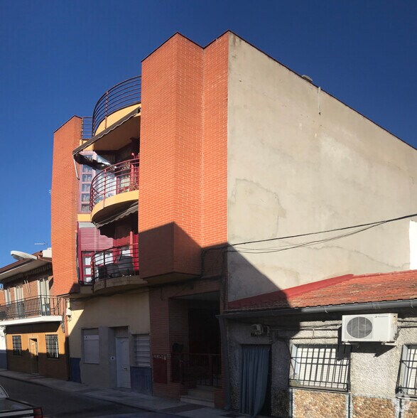Calle San Pedro, 9, Coslada, Madrid for sale - Primary Photo - Image 1 of 1