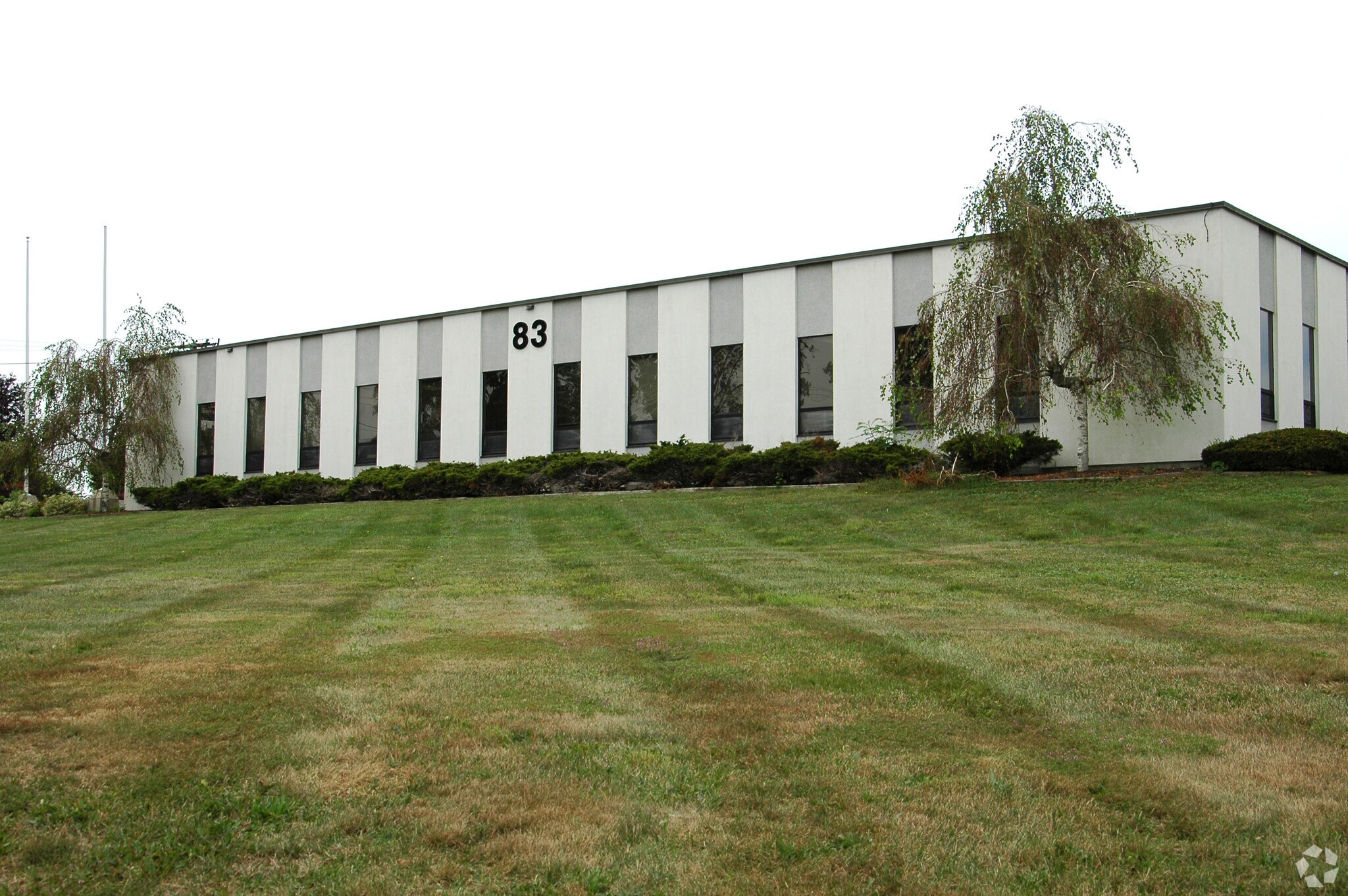 83 S Putt Corners Rd, New Paltz, NY for lease Building Photo- Image 1 of 6
