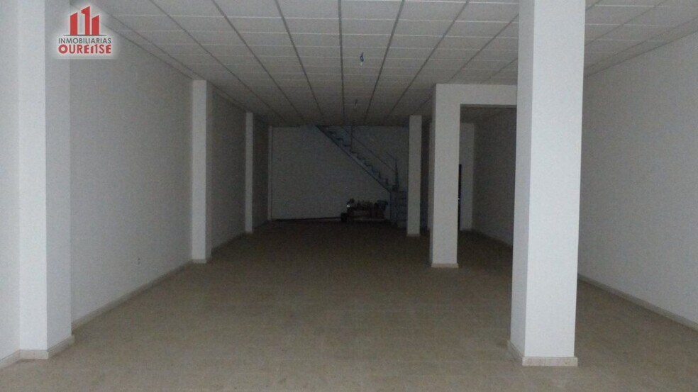 Retail in Ourense, Orense for lease - Building Photo - Image 2 of 7