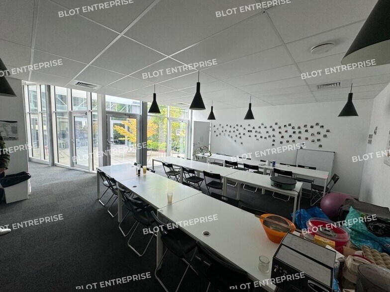 4 Rue Baron, Nantes for lease - Interior Photo - Image 3 of 5