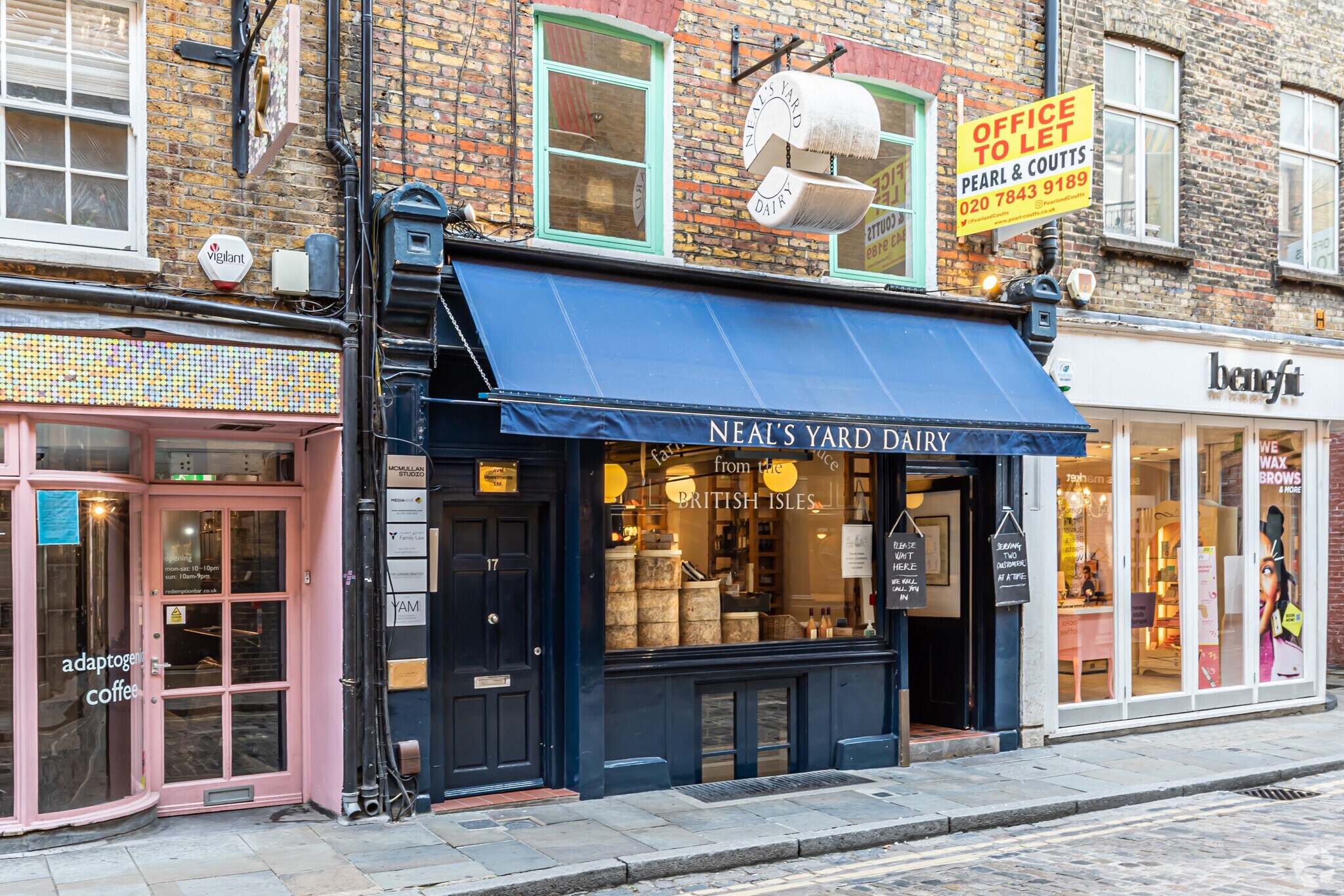 17 Shorts Gdns, London for sale Building Photo- Image 1 of 1