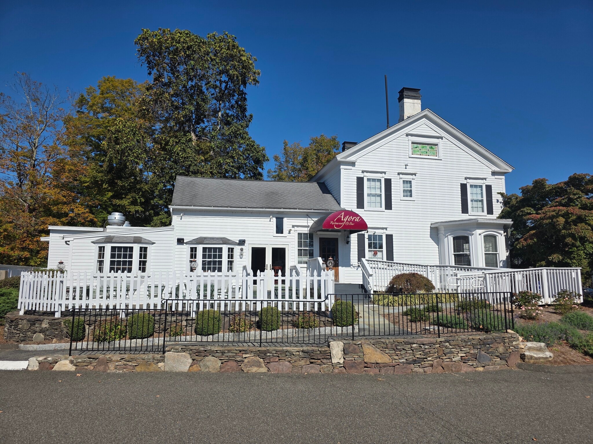 834 Federal Rd, Brookfield, CT for lease Building Photo- Image 1 of 19