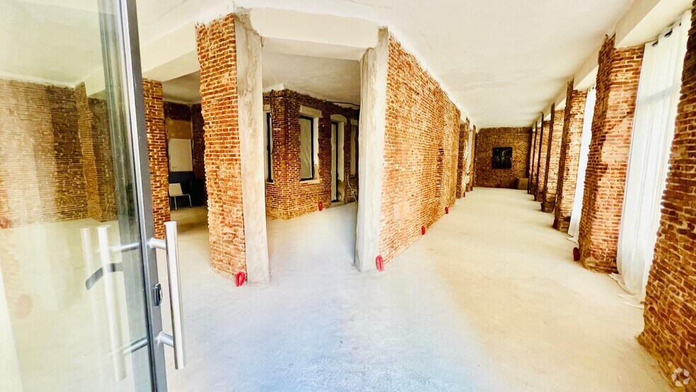 Multifamily in Madrid, Madrid for sale - Interior Photo - Image 1 of 1