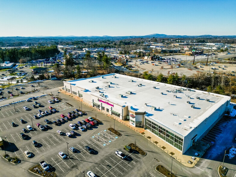 707 Huse Rd, Manchester, NH for sale - Aerial - Image 1 of 1