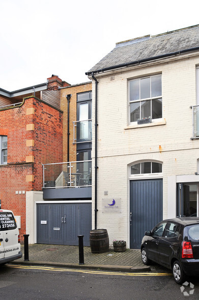 22B St Johns Rd, Hove for lease - Primary Photo - Image 1 of 6