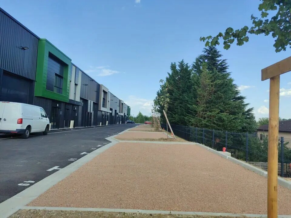 Flex in Villette-d'Anthon for sale Building Photo- Image 1 of 10