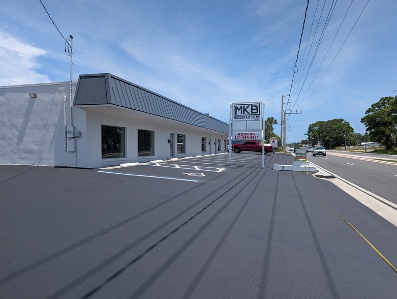 404 S Babcock St, Melbourne, FL for lease - Building Photo - Image 2 of 6