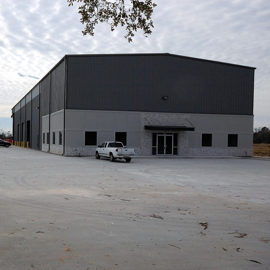 21430 Inverness Forest Blvd, Houston, TX 77073