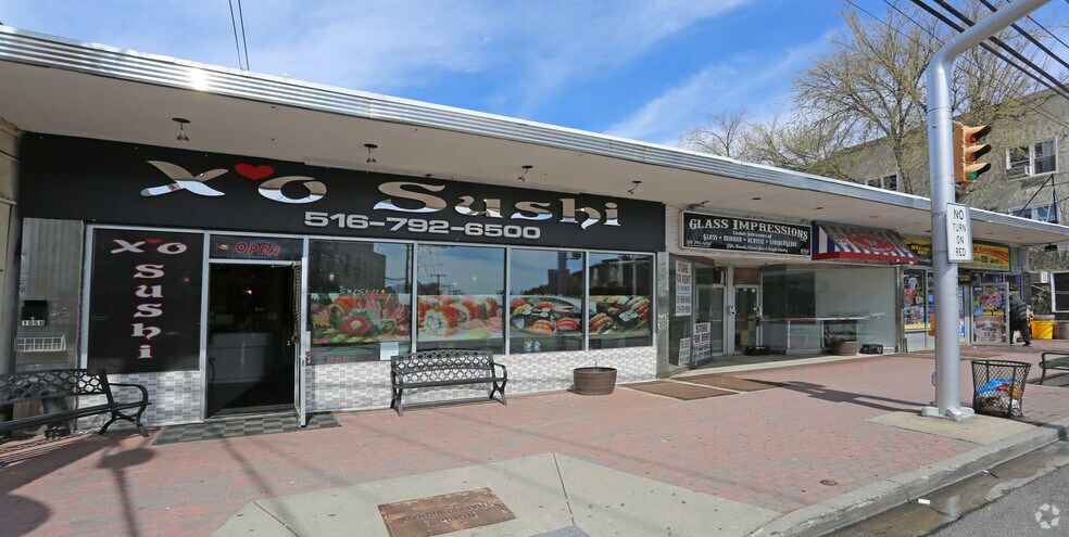 1054-1060 Broadway, Woodmere, NY for sale - Primary Photo - Image 1 of 1