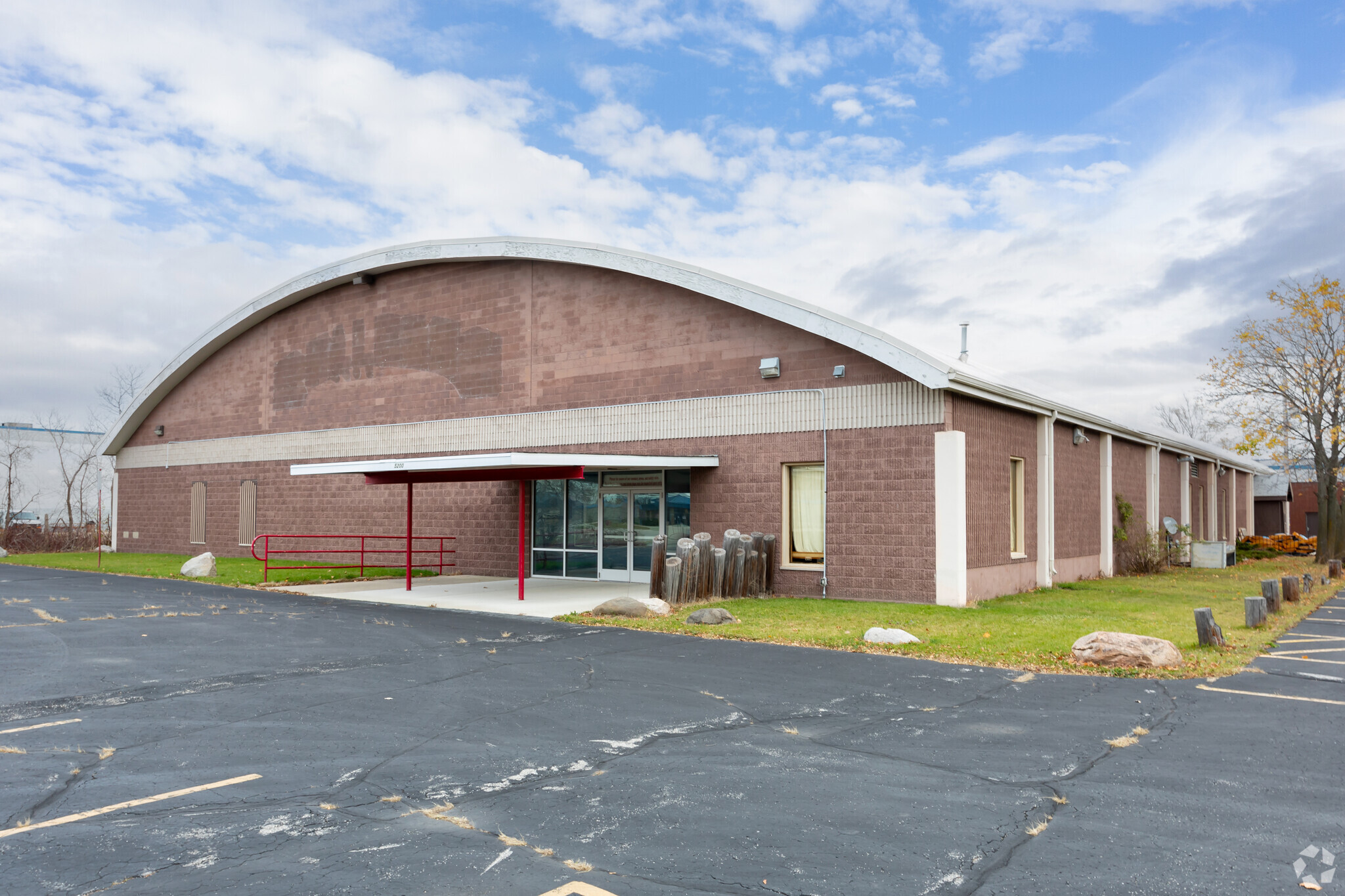 5200 S Pennsylvania Ave, Cudahy, WI for sale Building Photo- Image 1 of 8