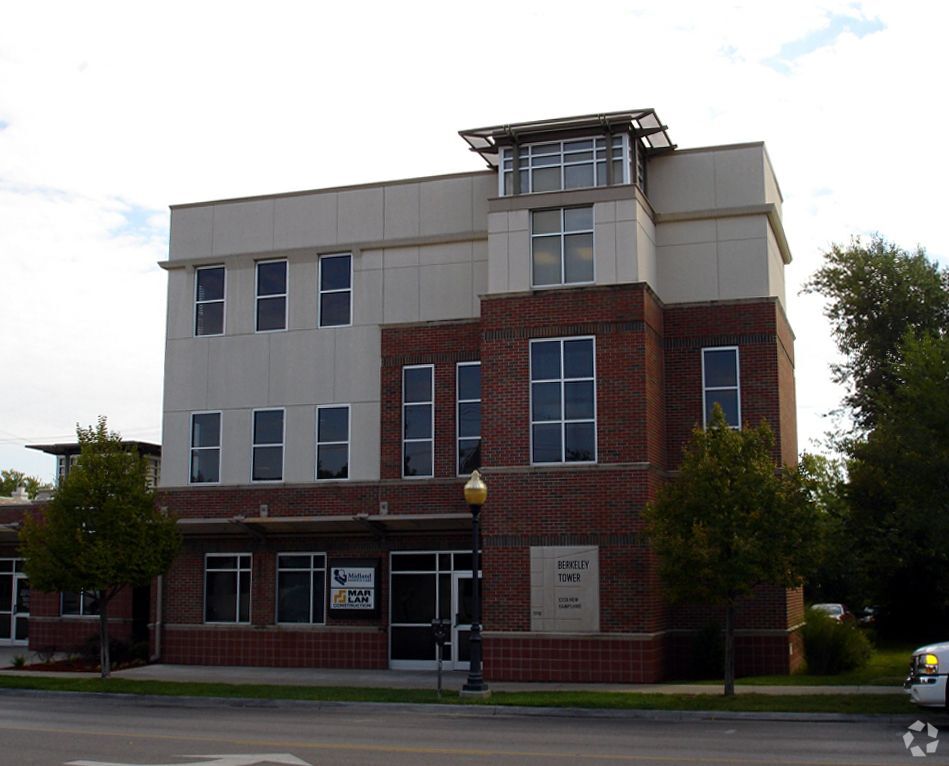 1008 New Hampshire St, Lawrence, KS for sale Building Photo- Image 1 of 1