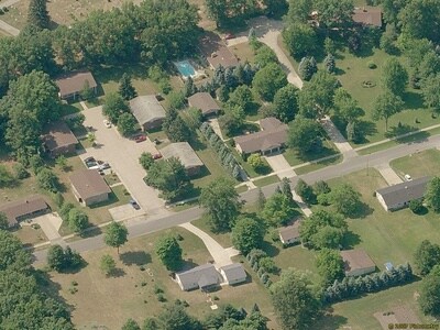 500 W Maple St, Saint Charles, MI for sale - Primary Photo - Image 1 of 1