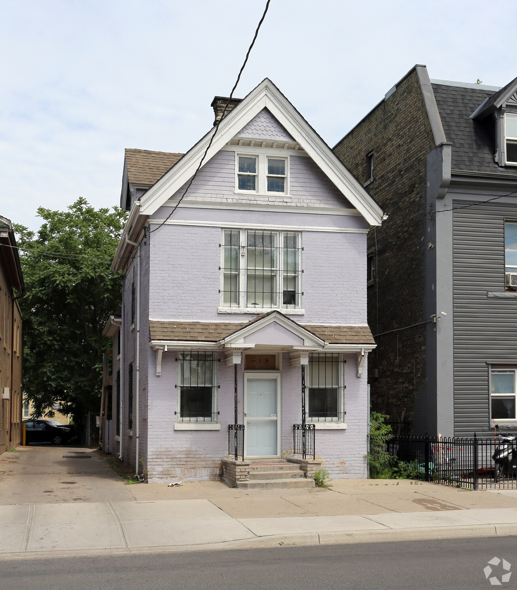 532 Dundas St, London, ON for sale Primary Photo- Image 1 of 1